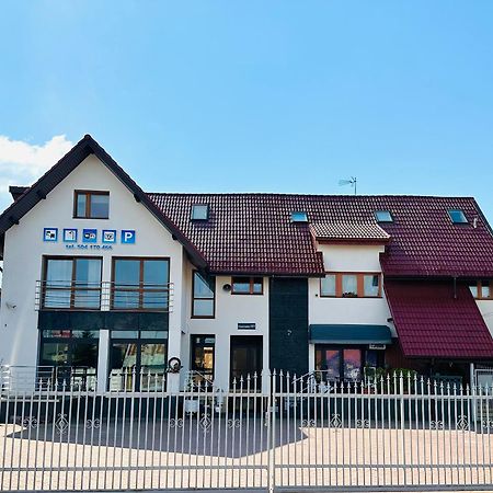 Pokoje I Kwatery W Augustowie エクステリア 写真